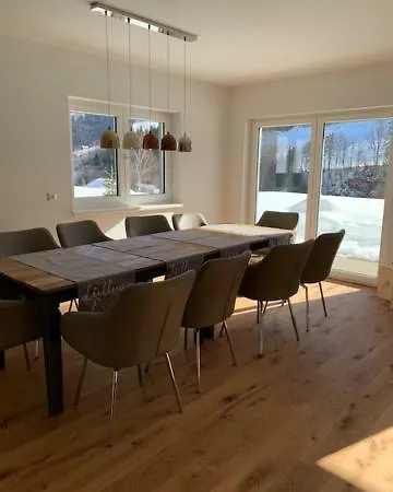House For Rent 斯拉德明